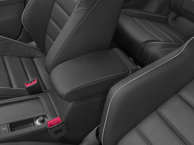 2018 Volkswagen Golf R DCC & Navigation 4Motion