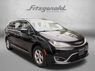 2017 Chrysler Pacifica Touring L Plus