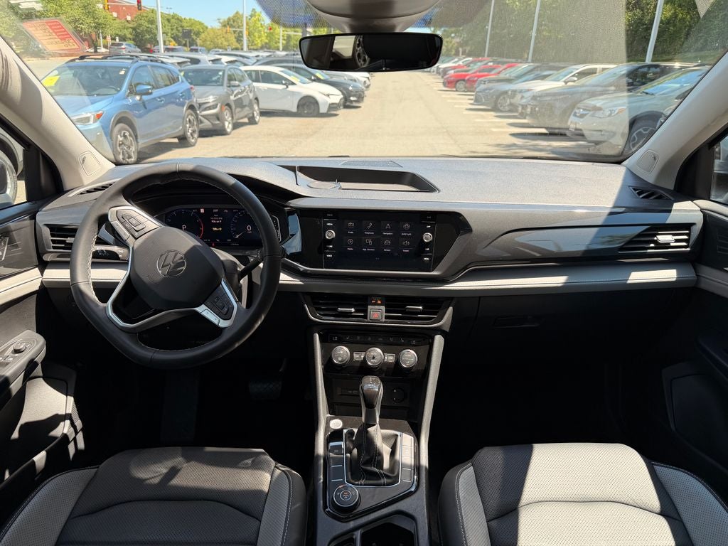 2024 Volkswagen Taos 1.5T SEL
