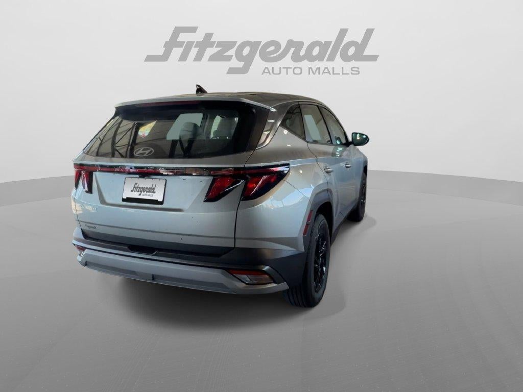 2026 Hyundai TUCSON SE FWD