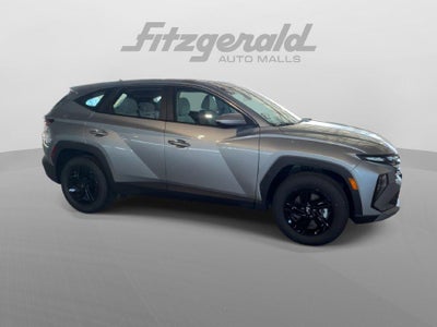 2026 Hyundai TUCSON SE FWD