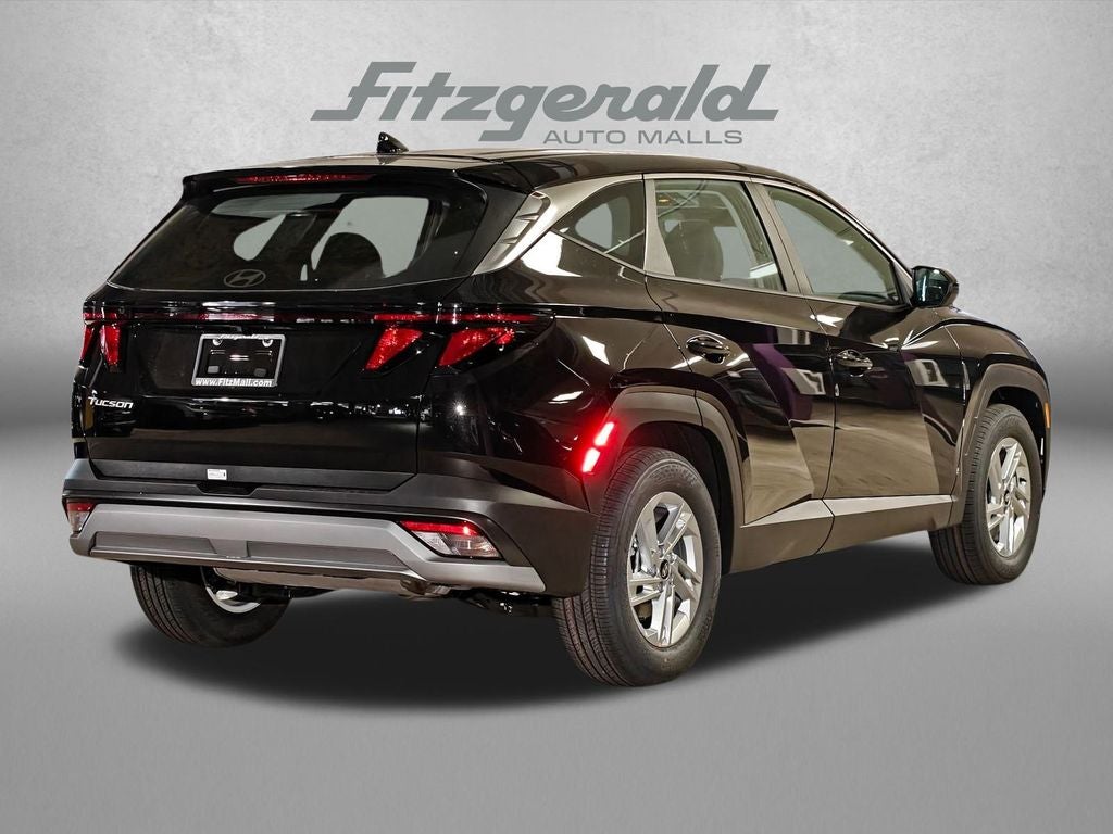 2026 Hyundai TUCSON SE FWD