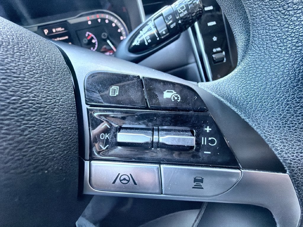 2024 Hyundai TUCSON SE