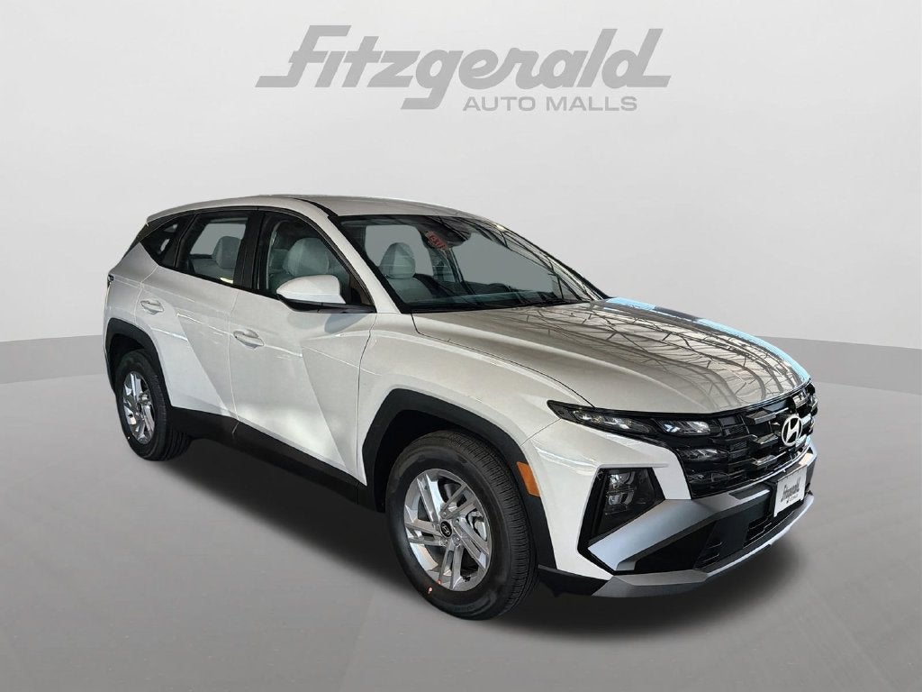 2026 Hyundai TUCSON SE FWD