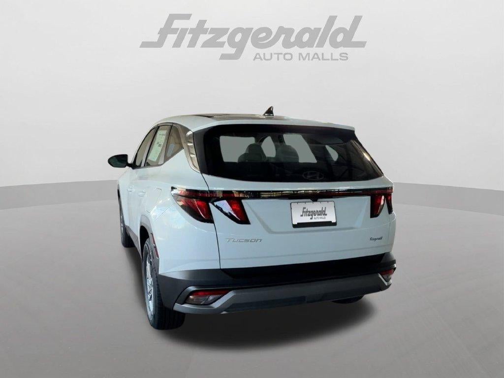 2026 Hyundai TUCSON SE FWD