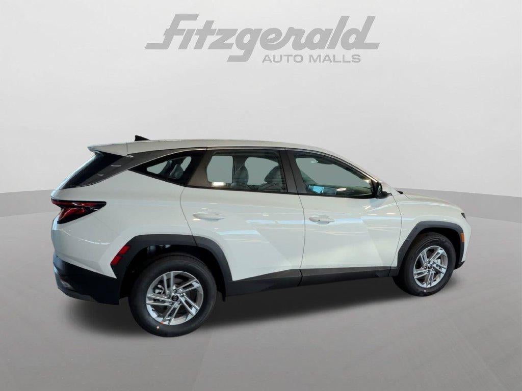 2026 Hyundai TUCSON SE FWD