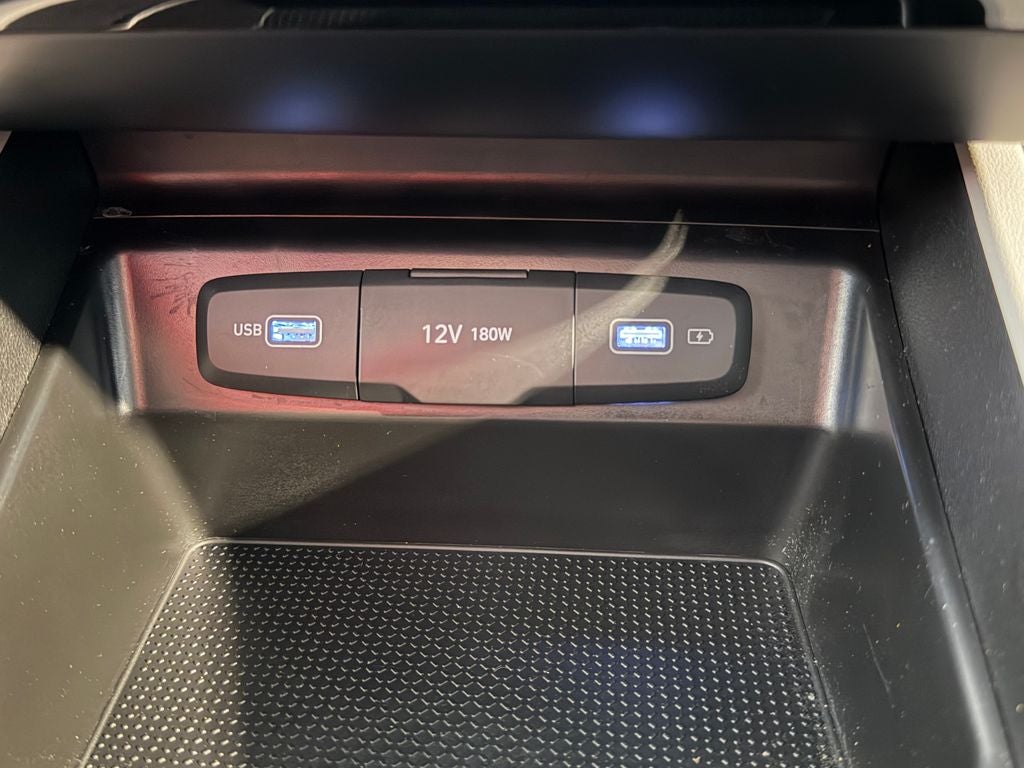 2023 Hyundai TUCSON SE