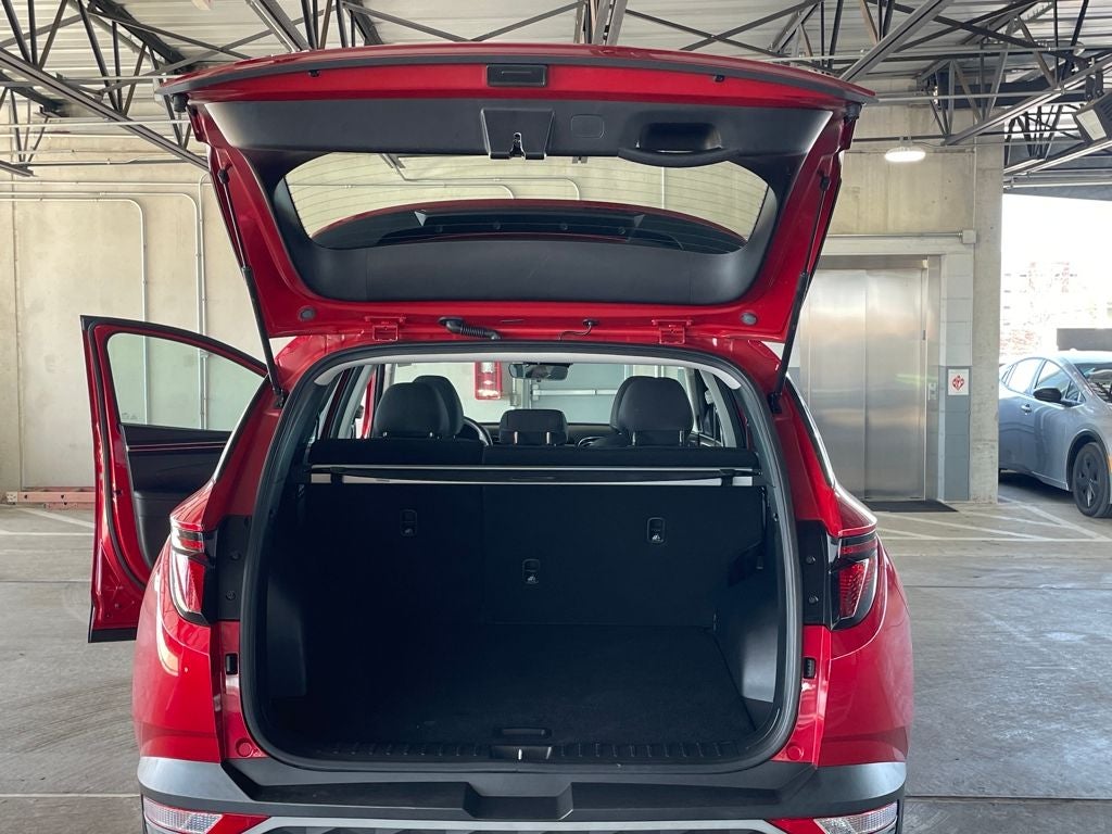 2023 Hyundai TUCSON SE