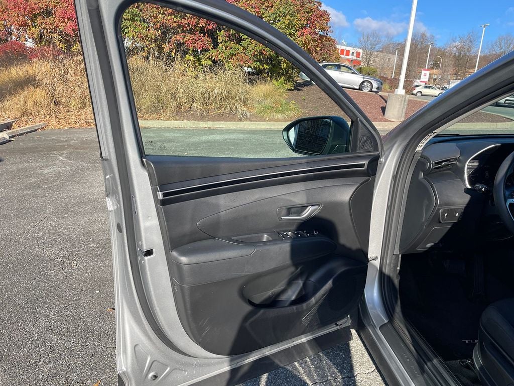 2024 Hyundai TUCSON SE