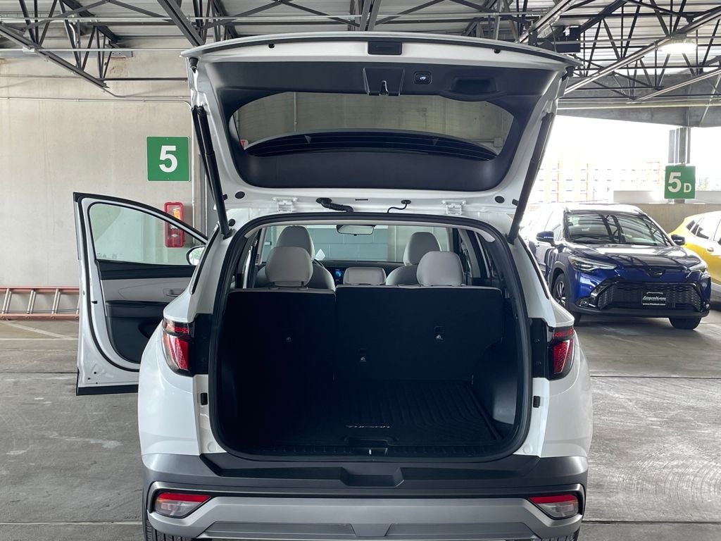 2025 Hyundai TUCSON SEL