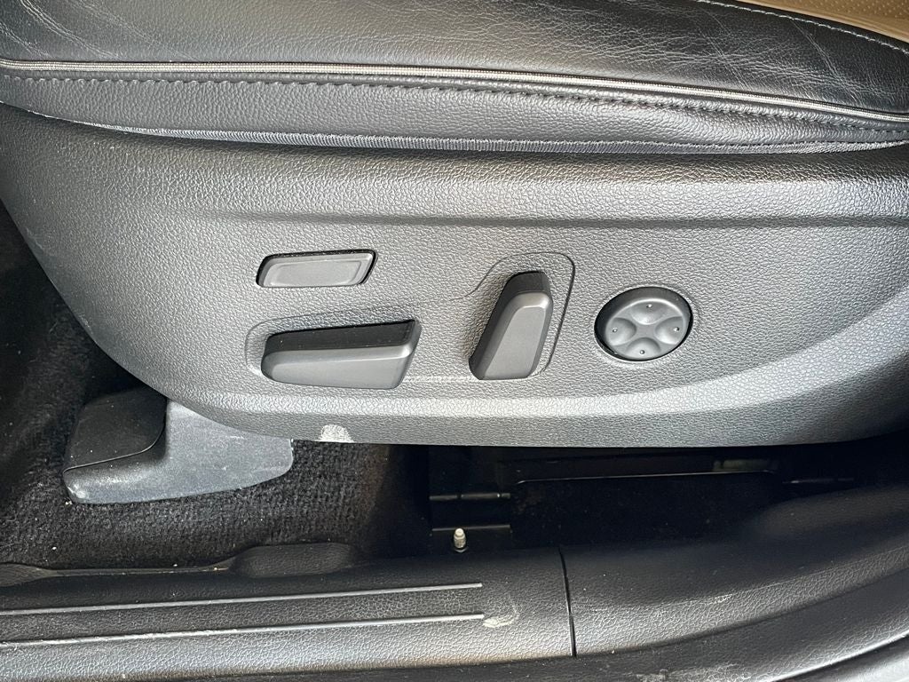 2023 Hyundai SANTA FE HYBRID Limited