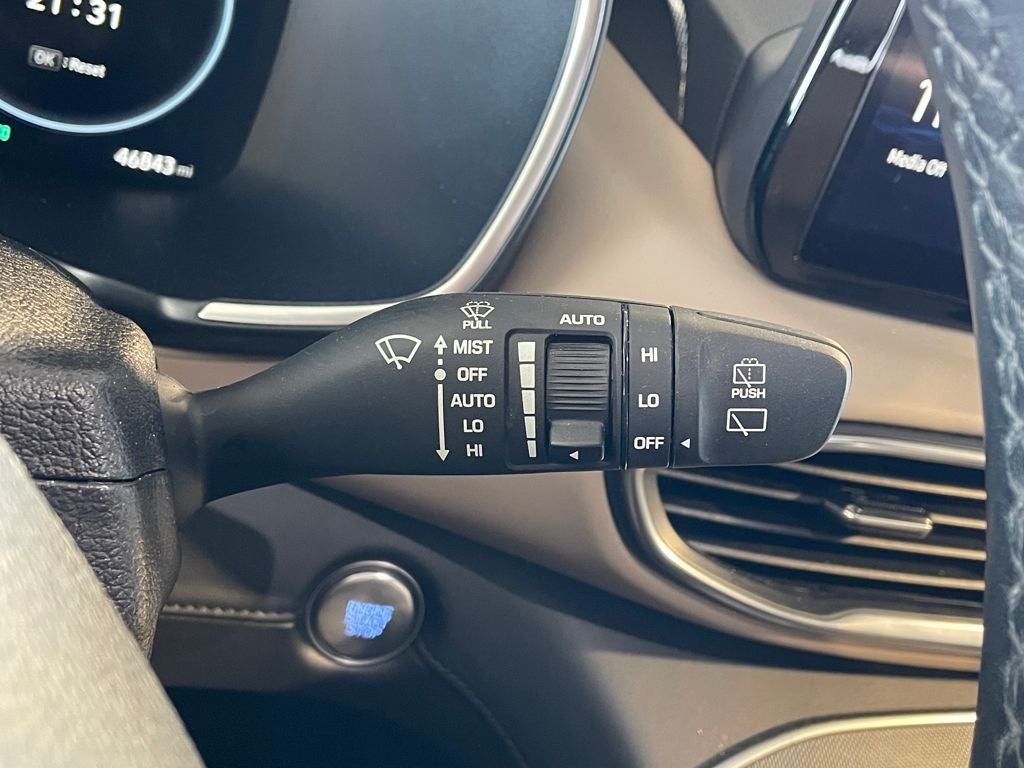 2023 Hyundai SANTA FE HYBRID Limited