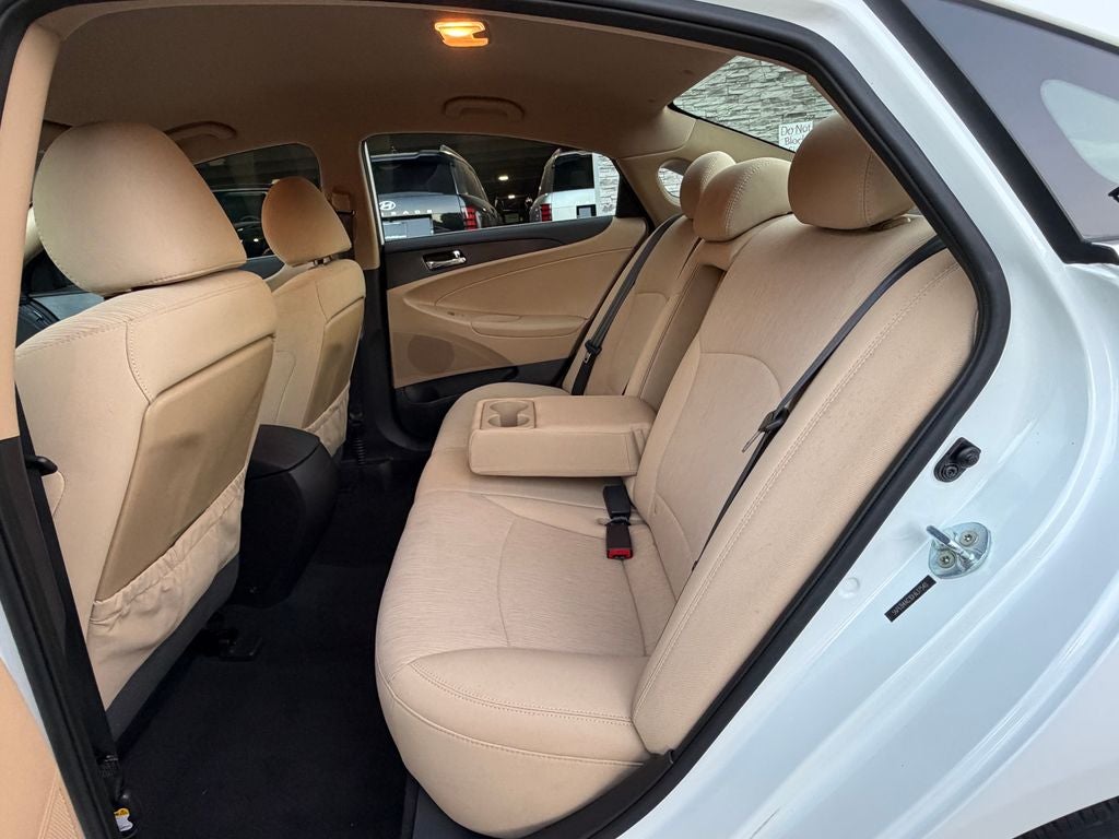 2013 Hyundai SONATA GLS