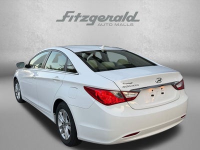 2013 Hyundai SONATA GLS