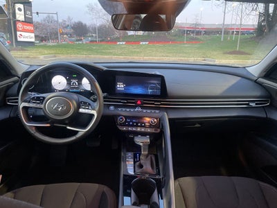 2023 Hyundai ELANTRA SEL