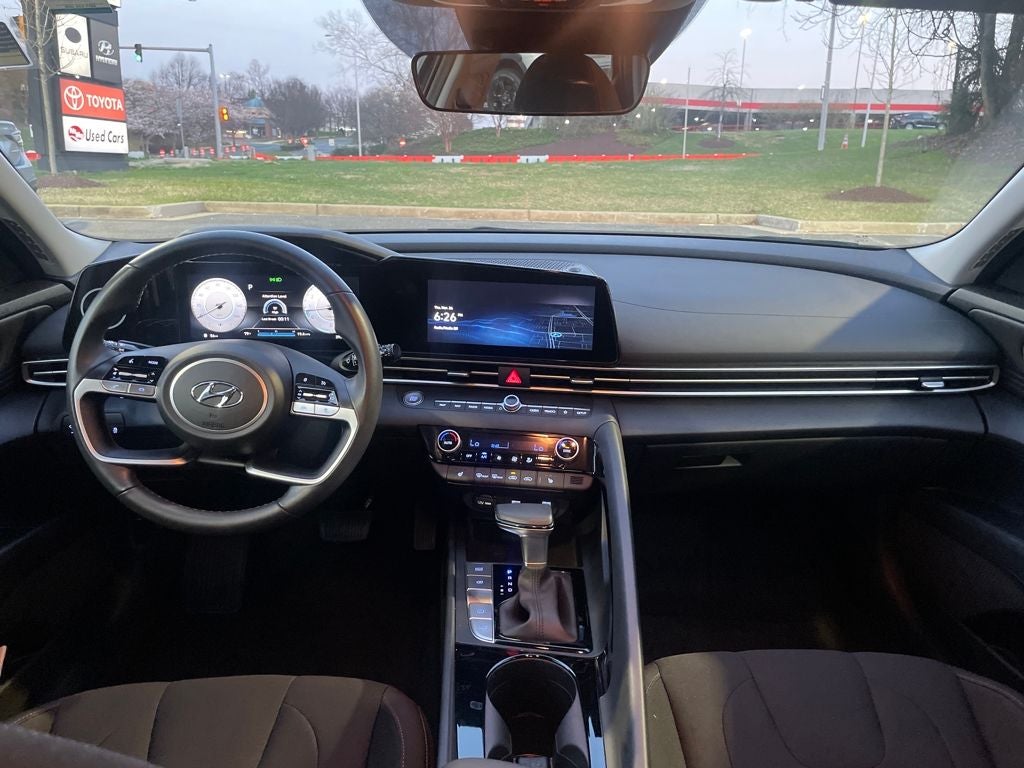 2023 Hyundai ELANTRA SEL