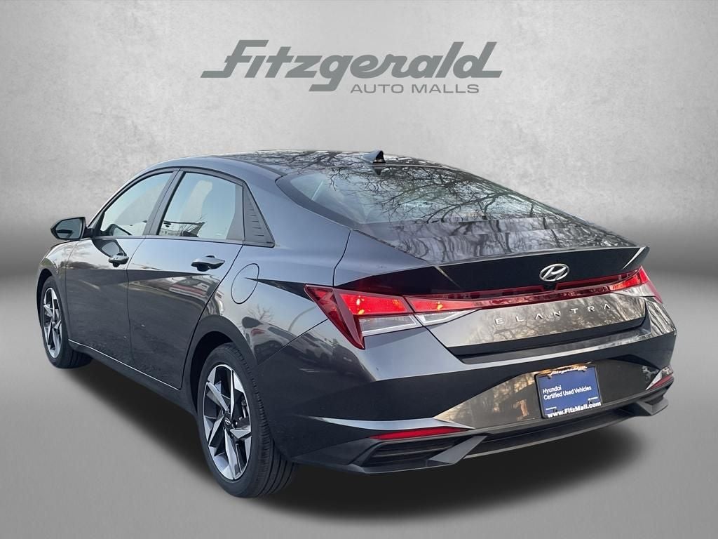 2023 Hyundai ELANTRA SEL