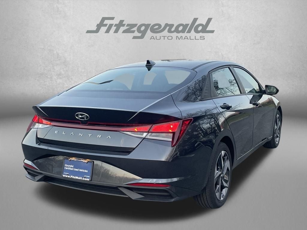 2023 Hyundai ELANTRA SEL