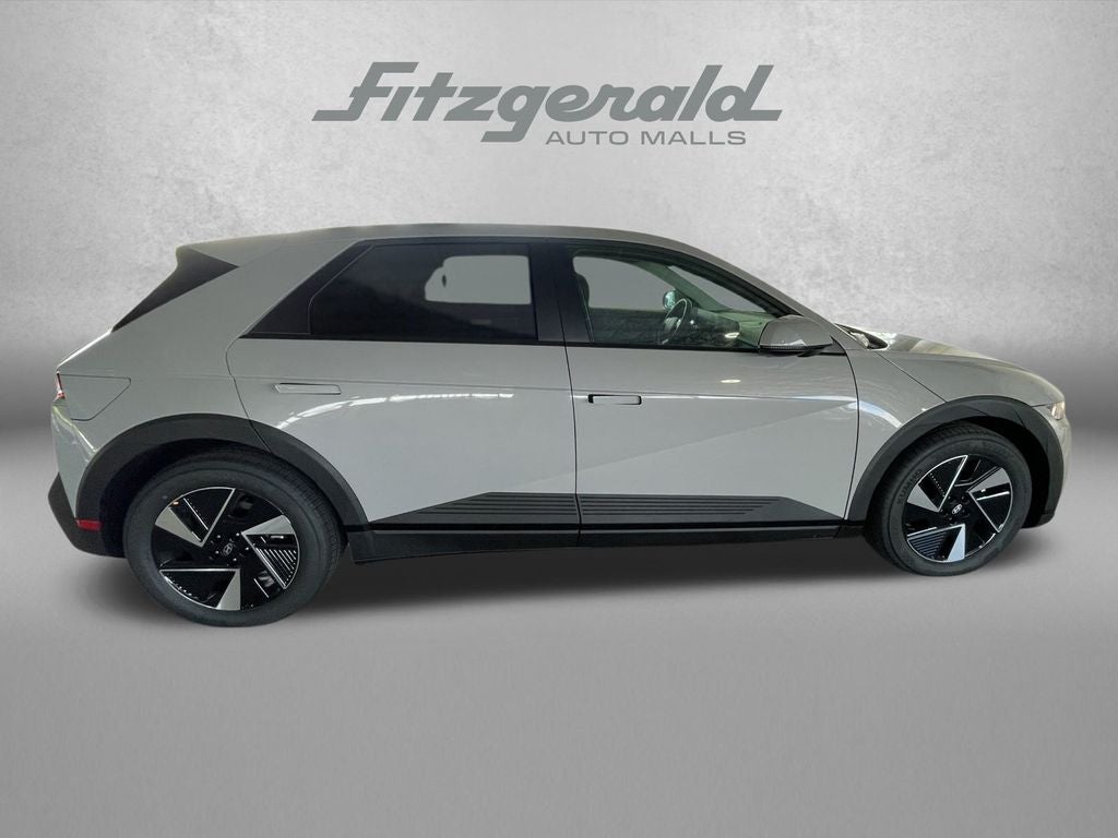2025 Hyundai IONIQ 5 SE