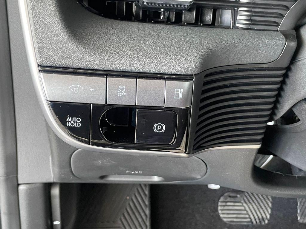 2025 Hyundai IONIQ 5 SE