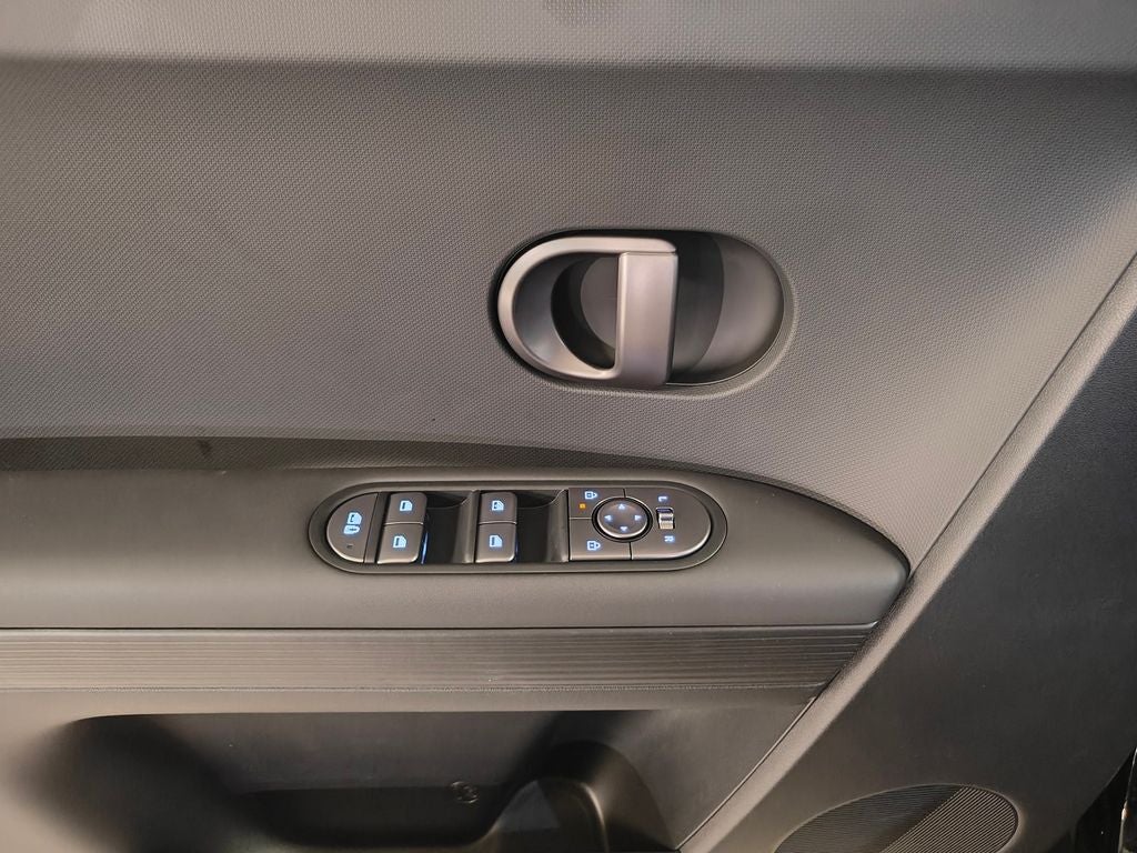 2025 Hyundai IONIQ 5 SE