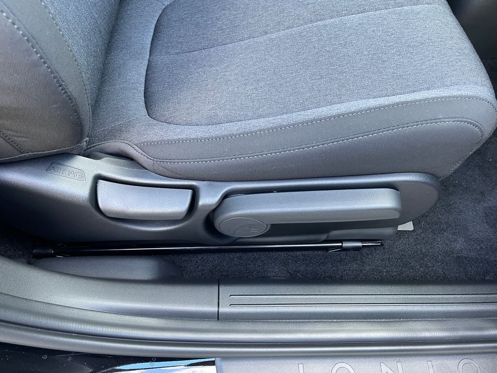 2025 Hyundai IONIQ 5 SE