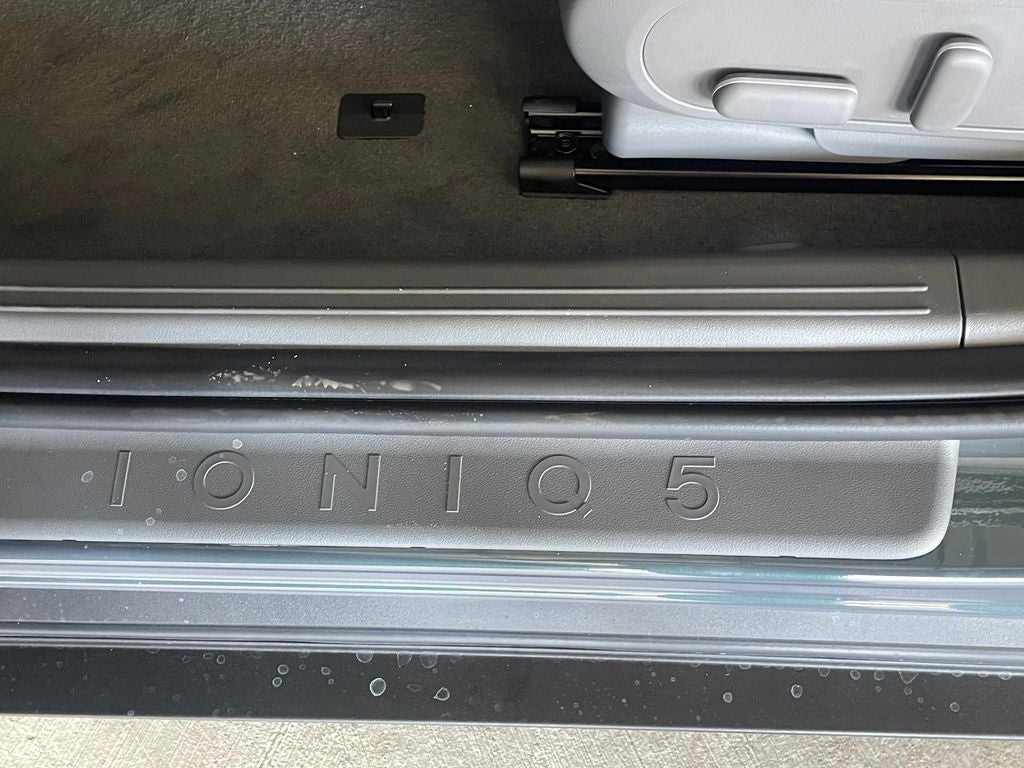 2025 Hyundai IONIQ 5 SE