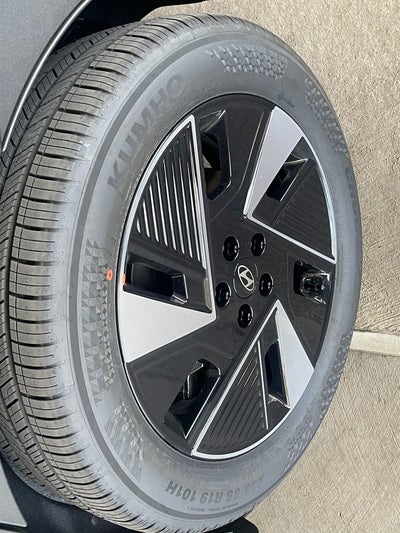 2025 Hyundai IONIQ 5 SE