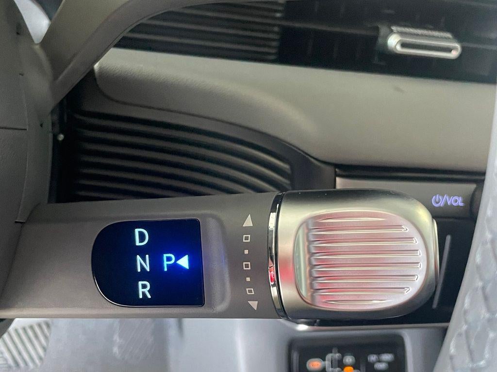 2025 Hyundai IONIQ 5 SE