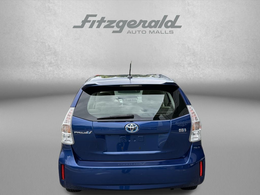 2012 Toyota Prius v Three