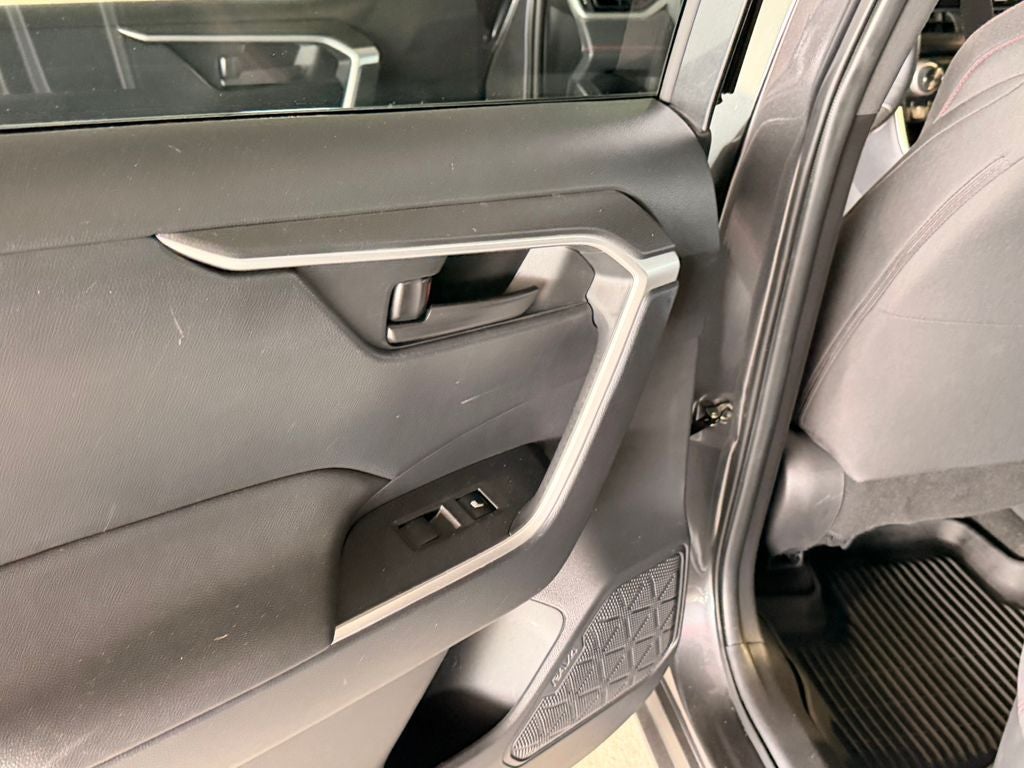 2021 Toyota RAV4 Prime SE