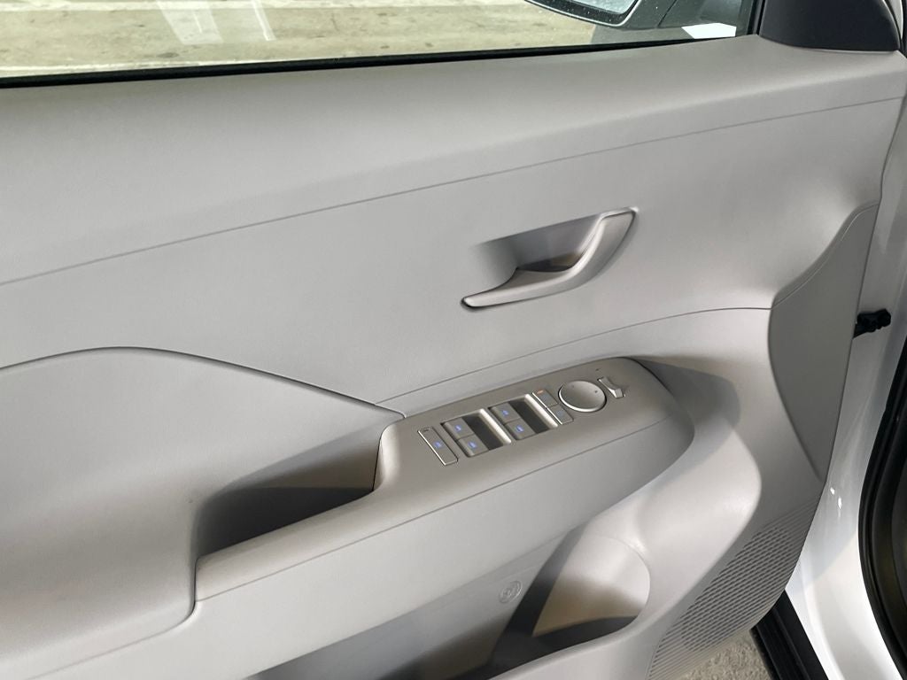 2026 Hyundai KONA SE AWD