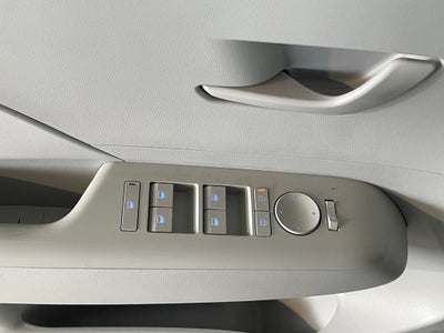 2026 Hyundai KONA SE AWD