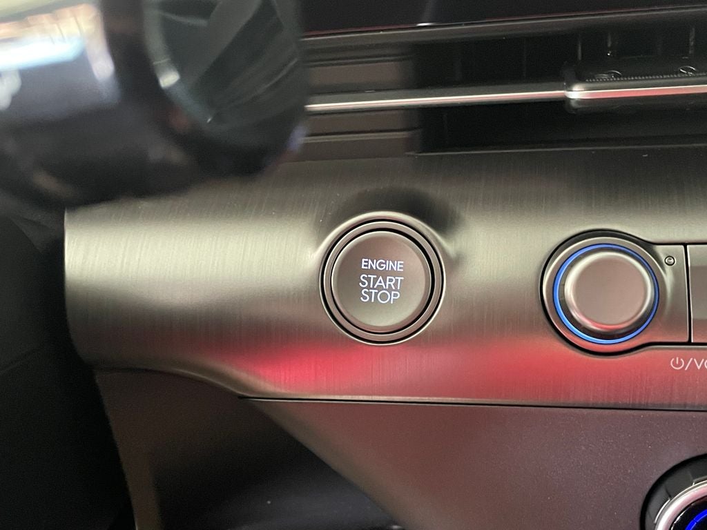 2026 Hyundai KONA SE AWD