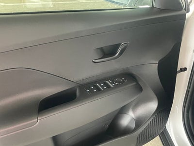 2026 Hyundai KONA SE AWD