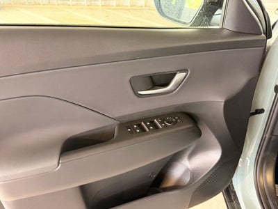 2026 Hyundai KONA SEL Premium FWD