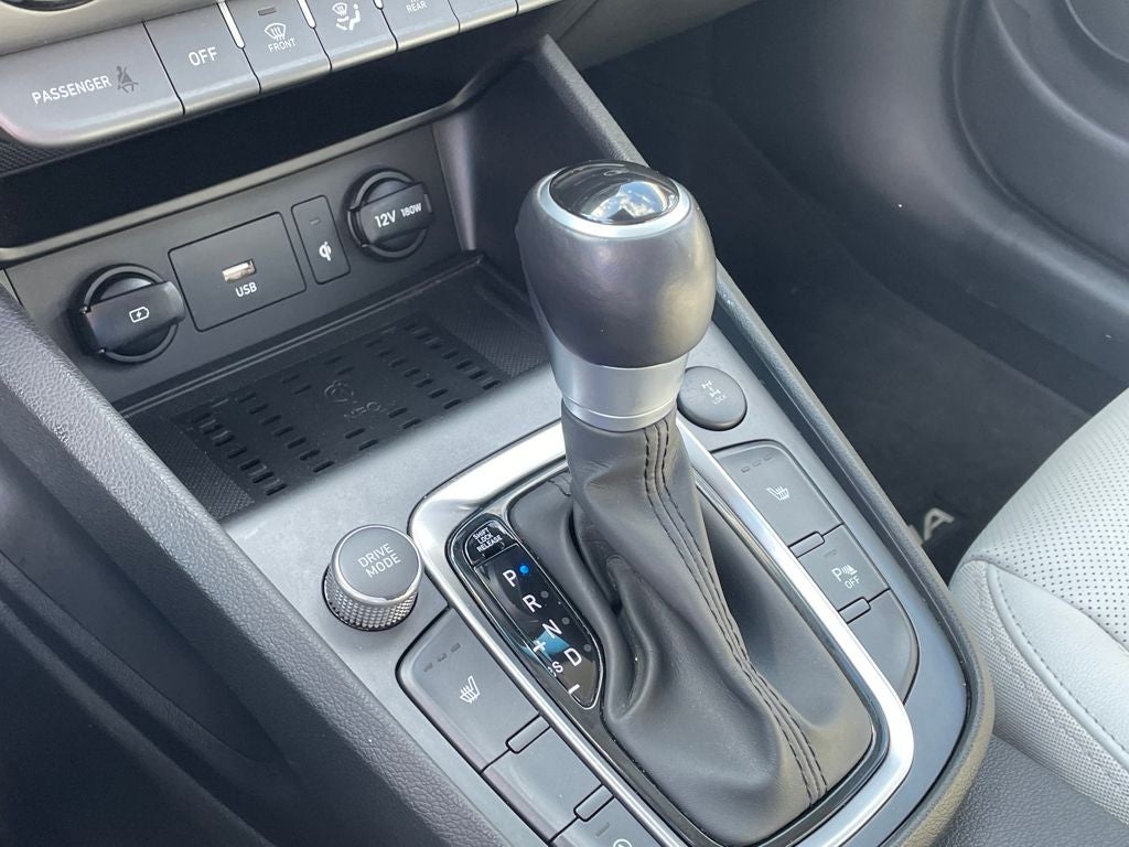 2022 Hyundai KONA Limited