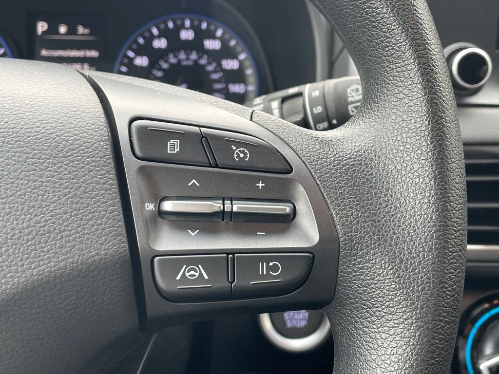 2022 Hyundai KONA SEL