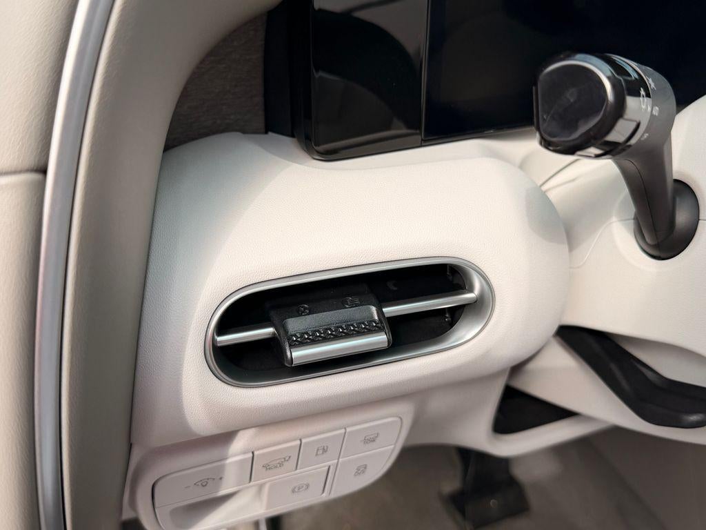 2027 Hyundai PALISADE HYBRID SEL Premium 7P