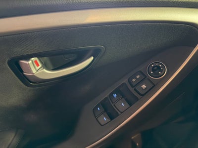2013 Hyundai ELANTRA GT Base