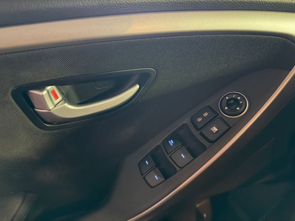 2013 Hyundai ELANTRA GT Base