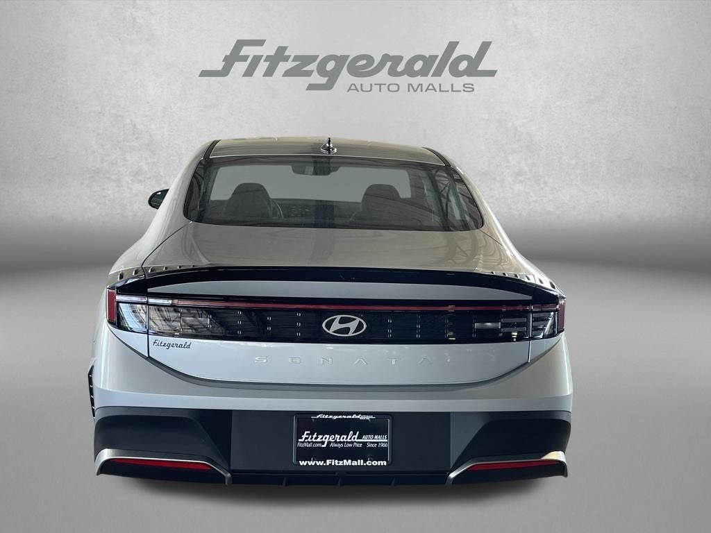 2026 Hyundai SONATA SE