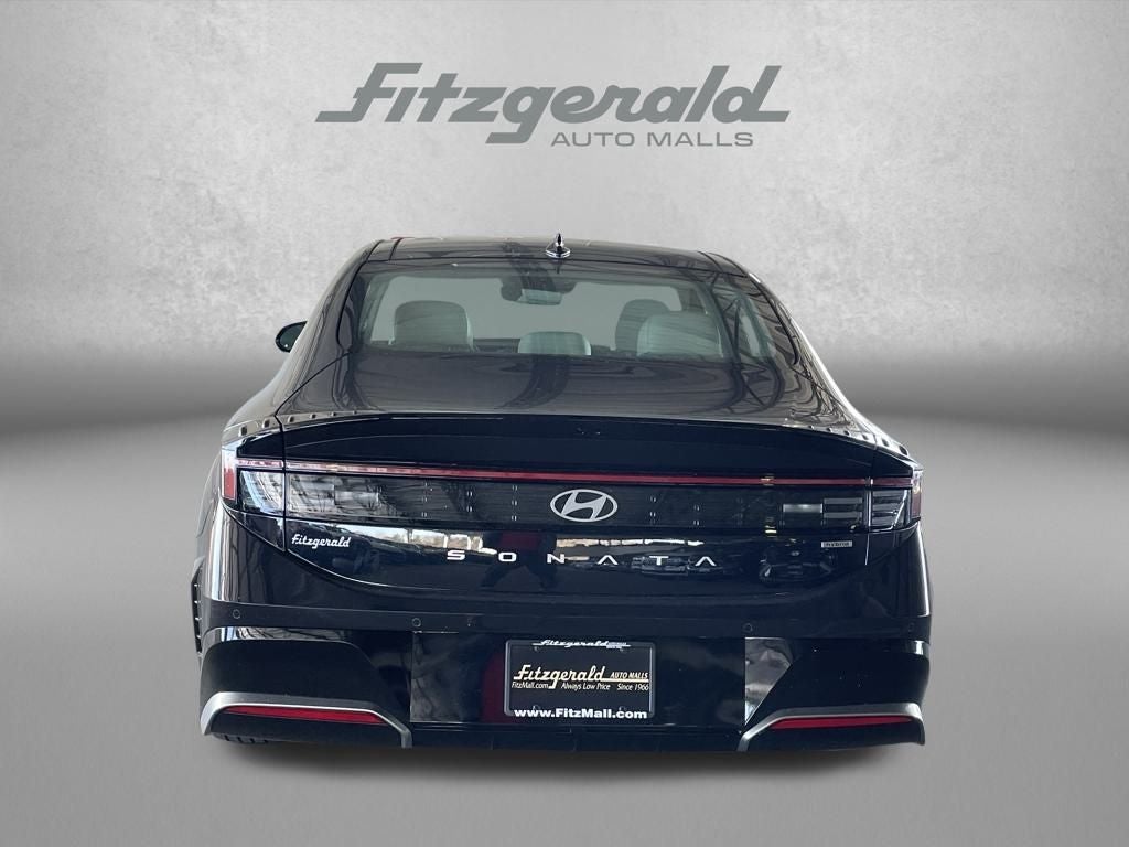 2026 Hyundai SONATA HYBRID Limited