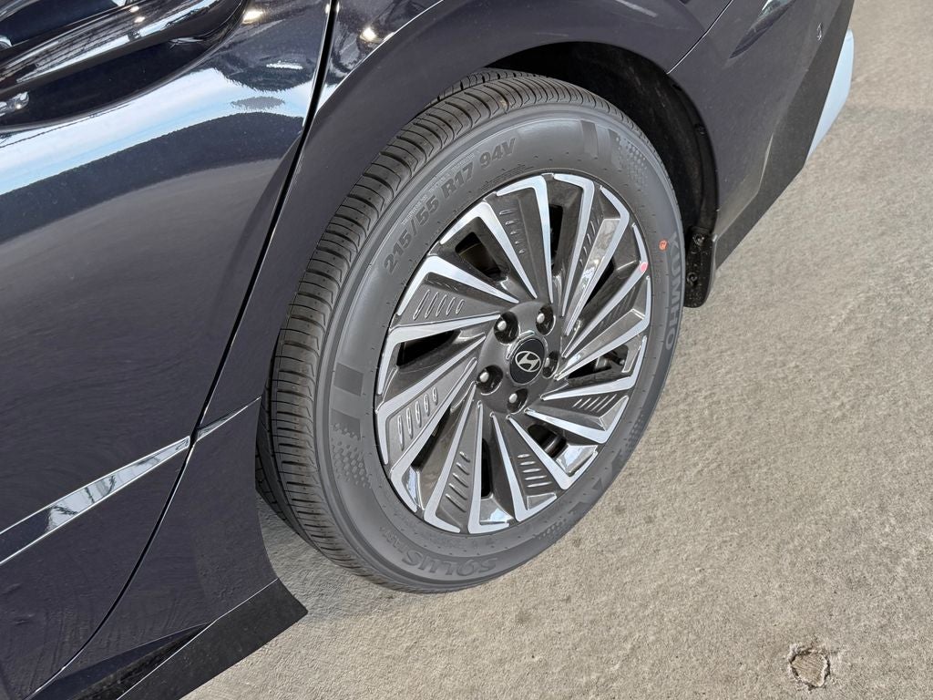 2026 Hyundai SONATA HYBRID Limited