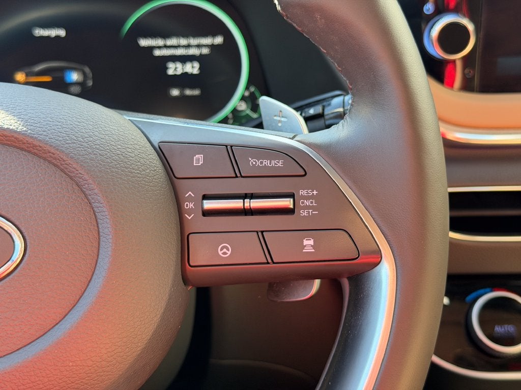 2023 Hyundai SONATA HYBRID Limited