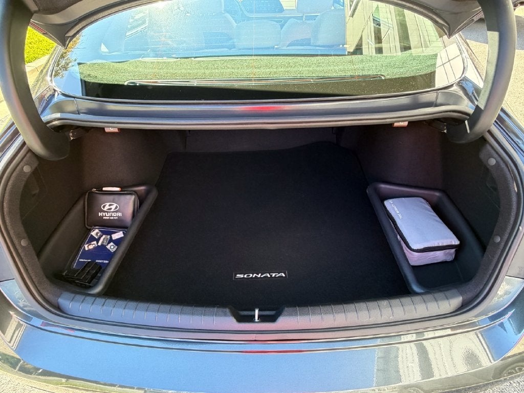 2023 Hyundai SONATA HYBRID Limited