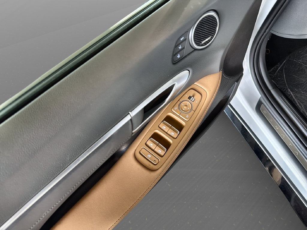 2027 Hyundai SONATA HYBRID Limited