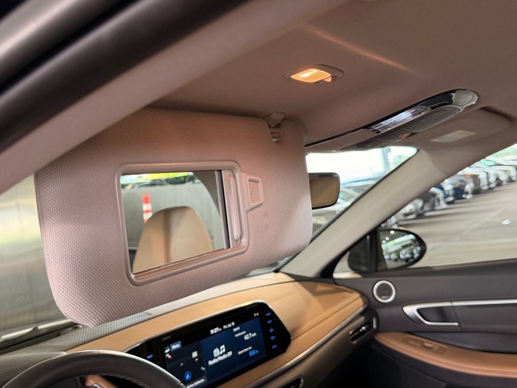 2021 Hyundai SONATA HYBRID Limited