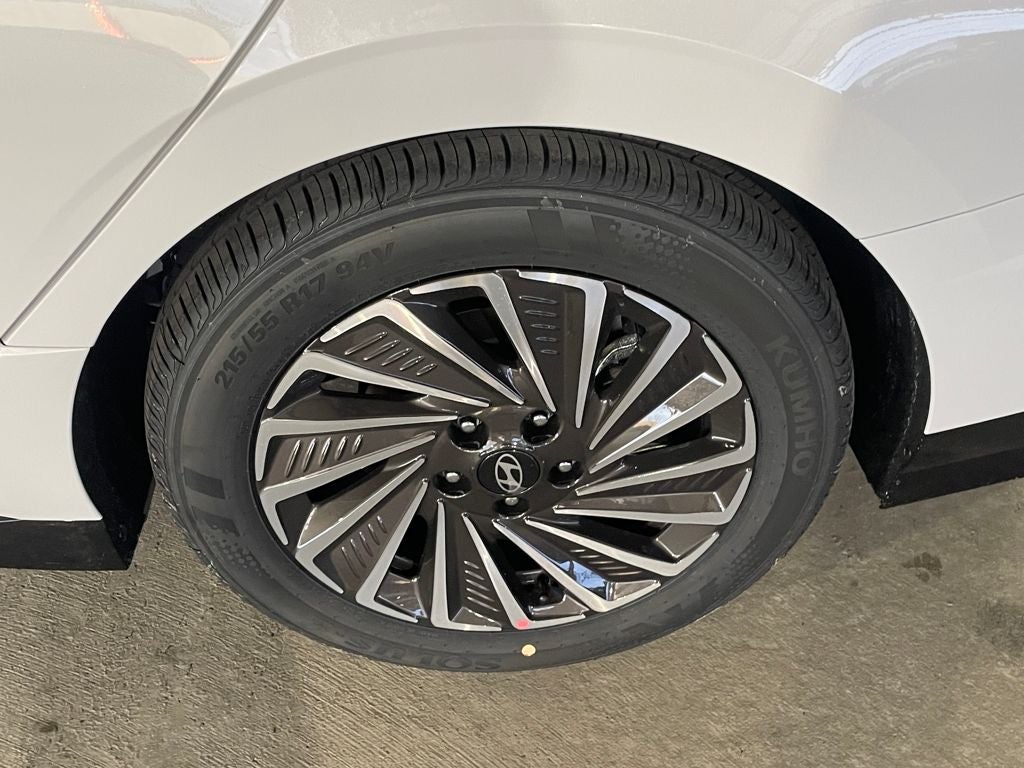 2026 Hyundai SONATA HYBRID Limited