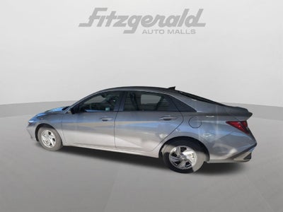 2025 Hyundai ELANTRA SE